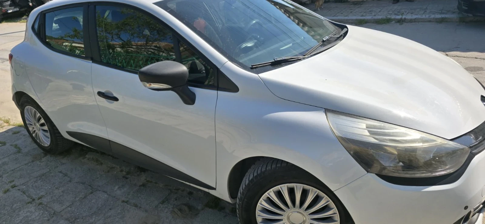 Renault Clio, снимка 4 - Автомобили и джипове - 54585399