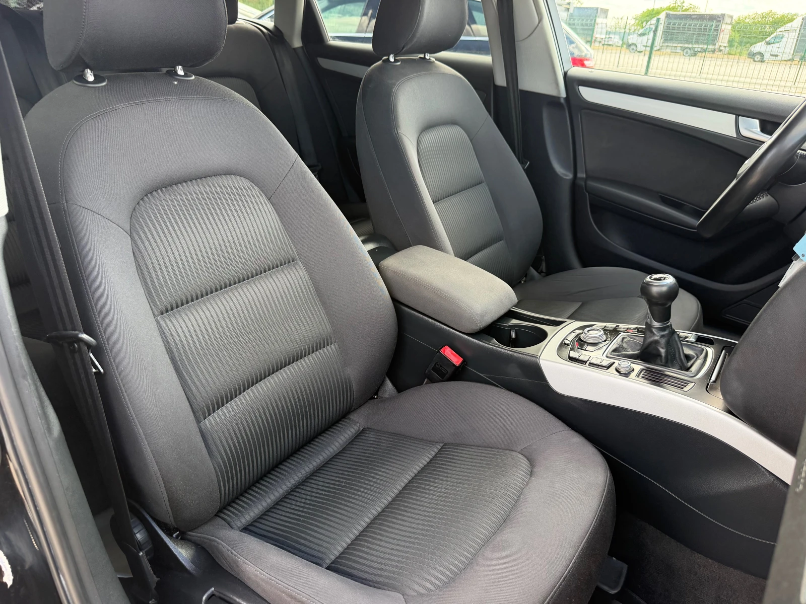 Audi A4 FACELIFT EURO 6B 2.0TDI-150 EL BAGAJNIK NAVI, снимка 10 - Автомобили и джипове - 54713252