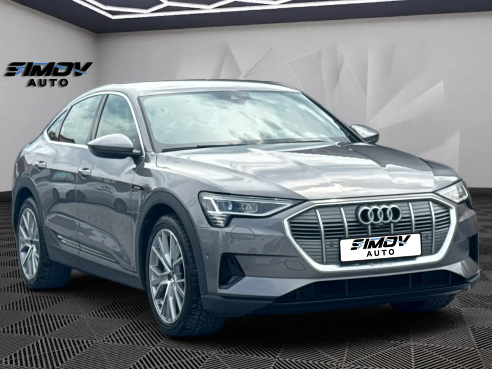 Audi E-Tron 55 SPORTBACK S-LINE 95KWH 408КС. КАМЕРИ 360 КОЖА
