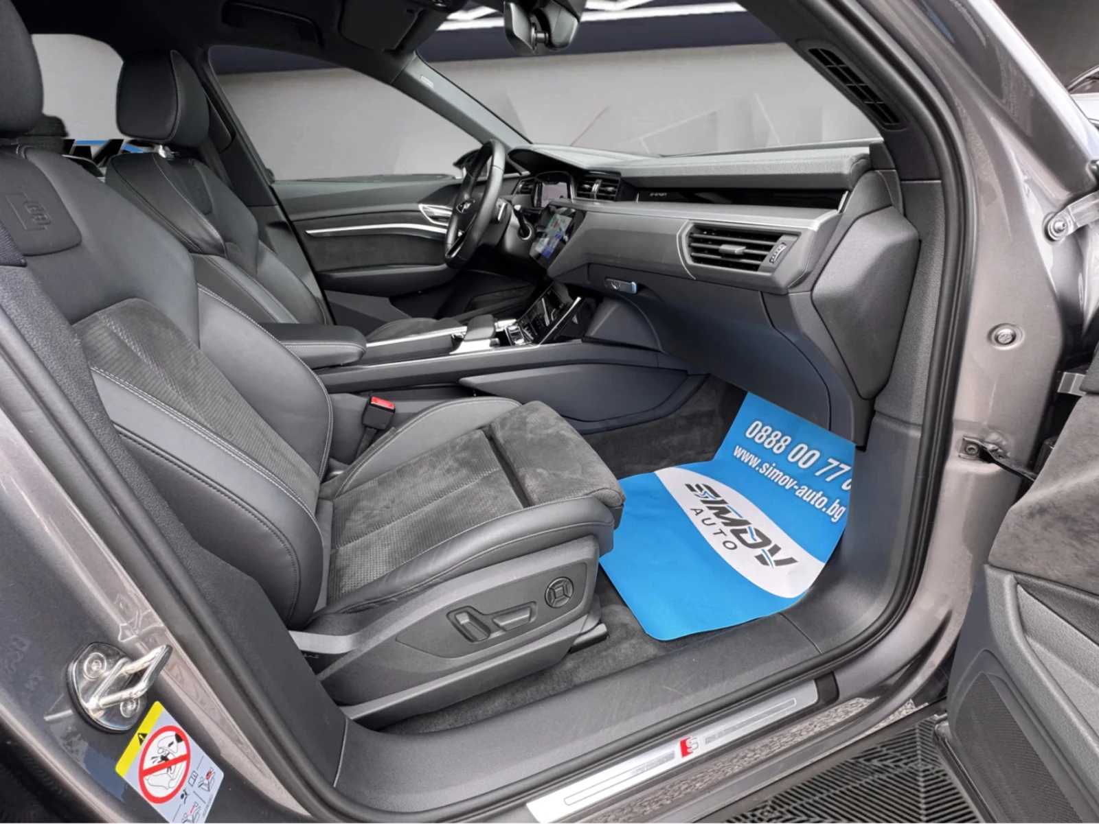 Audi E-Tron 55 SPORTBACK S-LINE 95KWH 408КС. КАМЕРИ 360 КОЖА, снимка 14 - Автомобили и джипове - 54944800