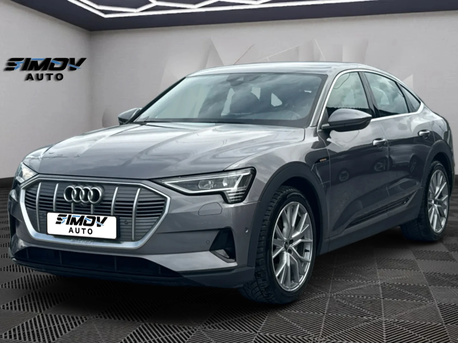Audi E-Tron 55 SPORTBACK S-LINE 95KWH 408КС. КАМЕРИ 360 КОЖА, снимка 3 - Автомобили и джипове - 54944800