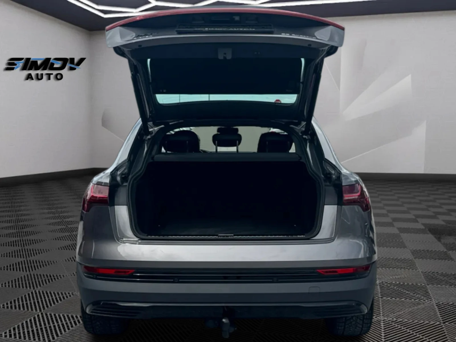 Audi E-Tron 55 SPORTBACK S-LINE 95KWH 408КС. КАМЕРИ 360 КОЖА, снимка 7 - Автомобили и джипове - 54944800