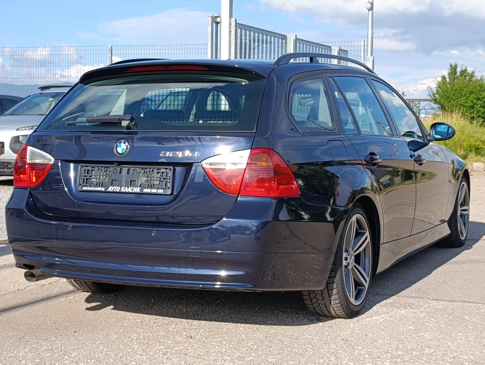 BMW 320 D 163кс SPORT PACK XENON ANDROID TOP!, снимка 5 - Автомобили и джипове - 55037722