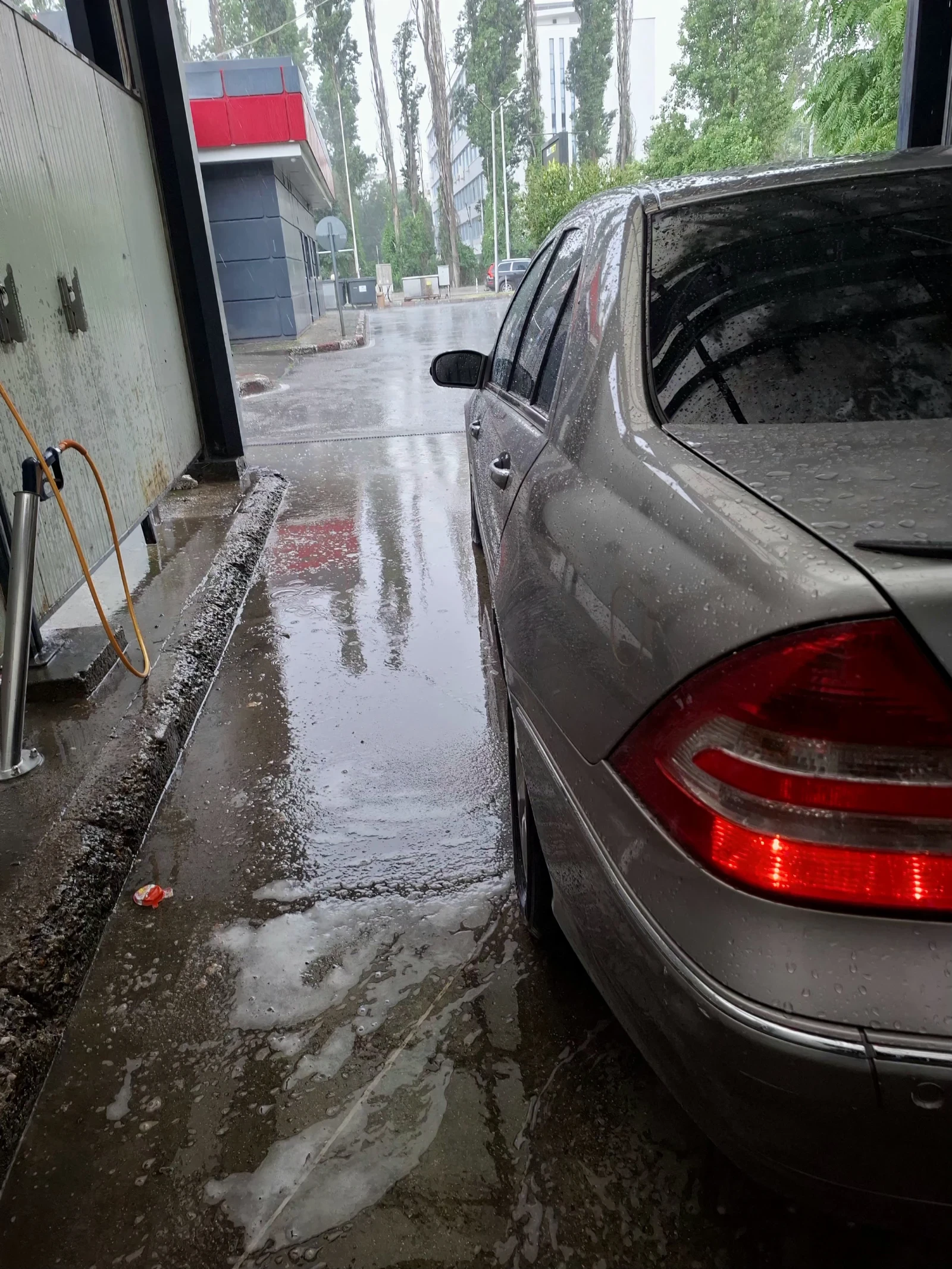 Mercedes-Benz C 220 2.2, снимка 7 - Автомобили и джипове - 55182577