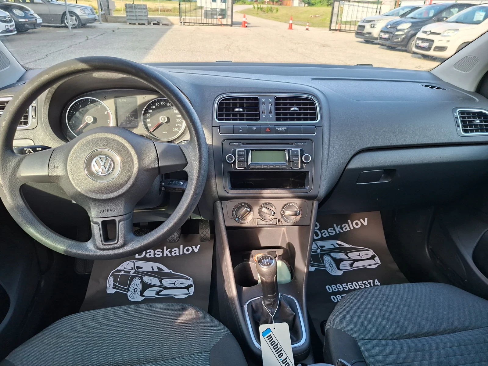 VW Polo 1, 2 I + gaz, снимка 12 - Автомобили и джипове - 55203045
