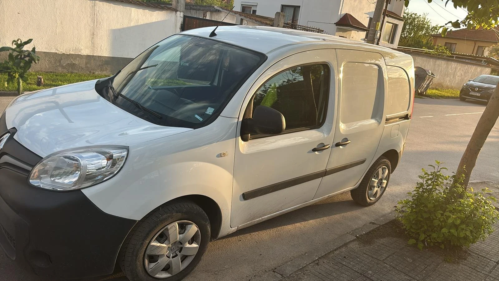 Renault Kangoo, снимка 2 - Автомобили и джипове - 55313365
