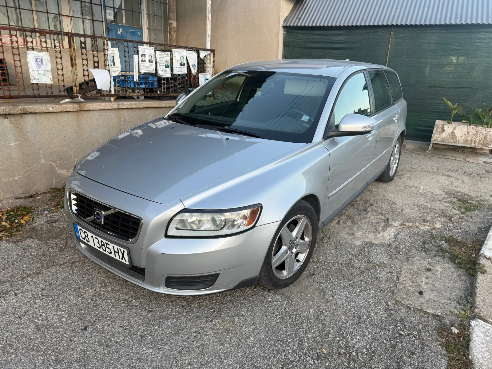 Volvo V50