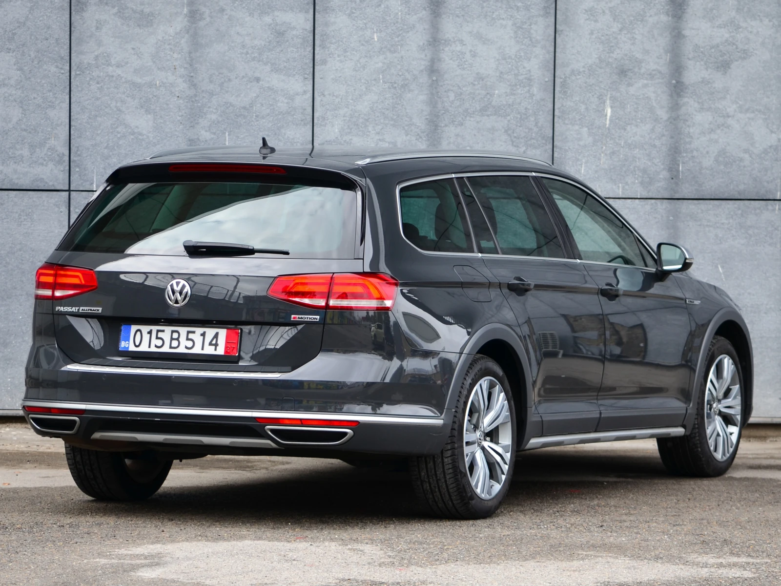 VW Passat 2.0 TDI ALLTRACK 240 PS, снимка 6 - Автомобили и джипове - 56659620