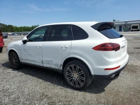 Porsche Cayenne 3.6 V6 / АВТОМАТ / КОЖА / ПАНОРАМА / СЕРВИЗНА ИСТО, снимка 2