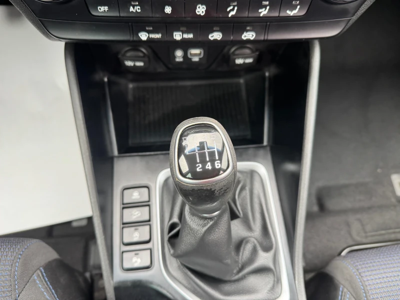 Hyundai Tucson Ръчка;::Състояние ТОП;:, снимка 14 - Автомобили и джипове - 52642127