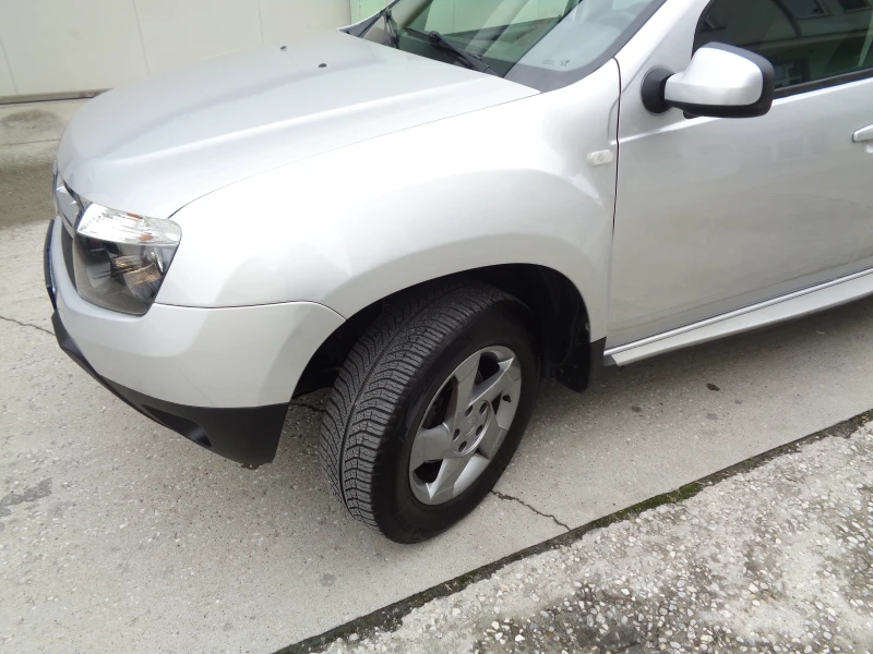 Dacia Duster 1.6i-16V-GAZ-LIZING, снимка 8 - Автомобили и джипове - 50230964