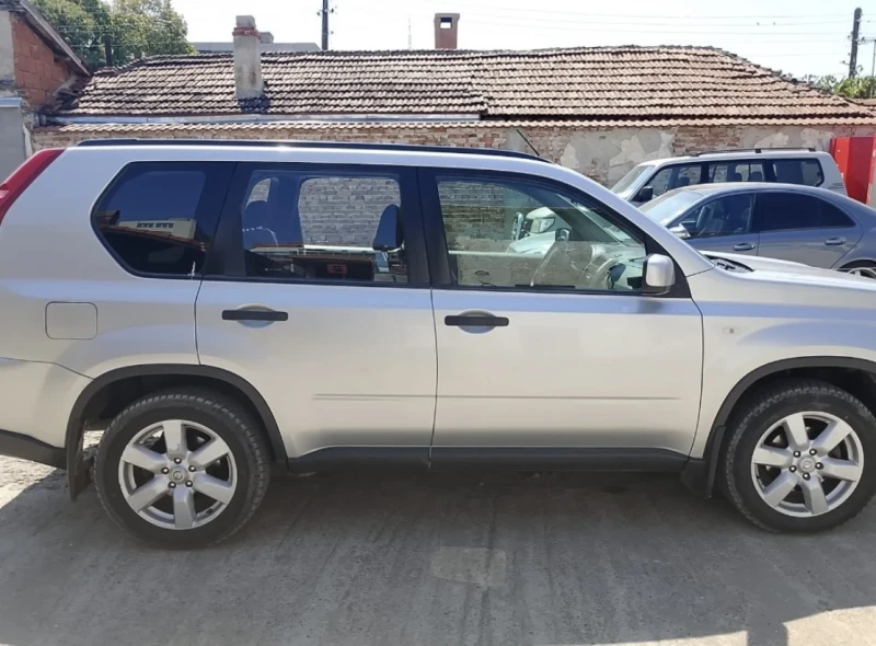 Nissan X-trail, снимка 4 - Автомобили и джипове - 52517522