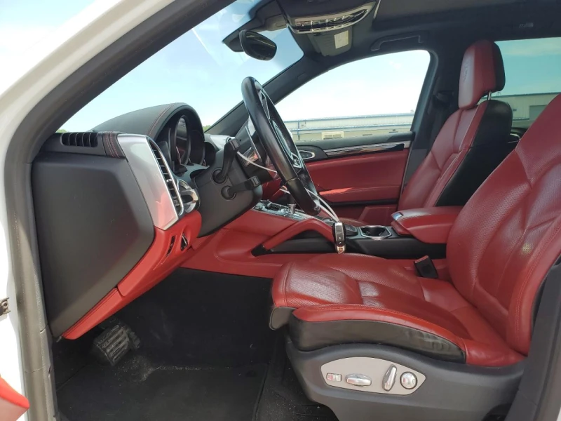 Porsche Cayenne 3.6 V6 / АВТОМАТ / КОЖА / ПАНОРАМА / СЕРВИЗНА ИСТО, снимка 7 - Автомобили и джипове - 52017267