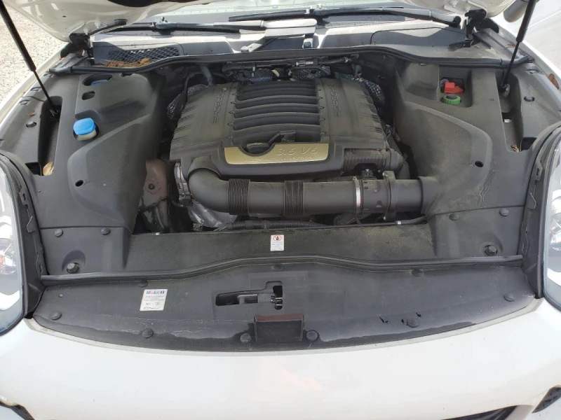 Porsche Cayenne 3.6 V6 / АВТОМАТ / КОЖА / ПАНОРАМА / СЕРВИЗНА ИСТО, снимка 12 - Автомобили и джипове - 52017267