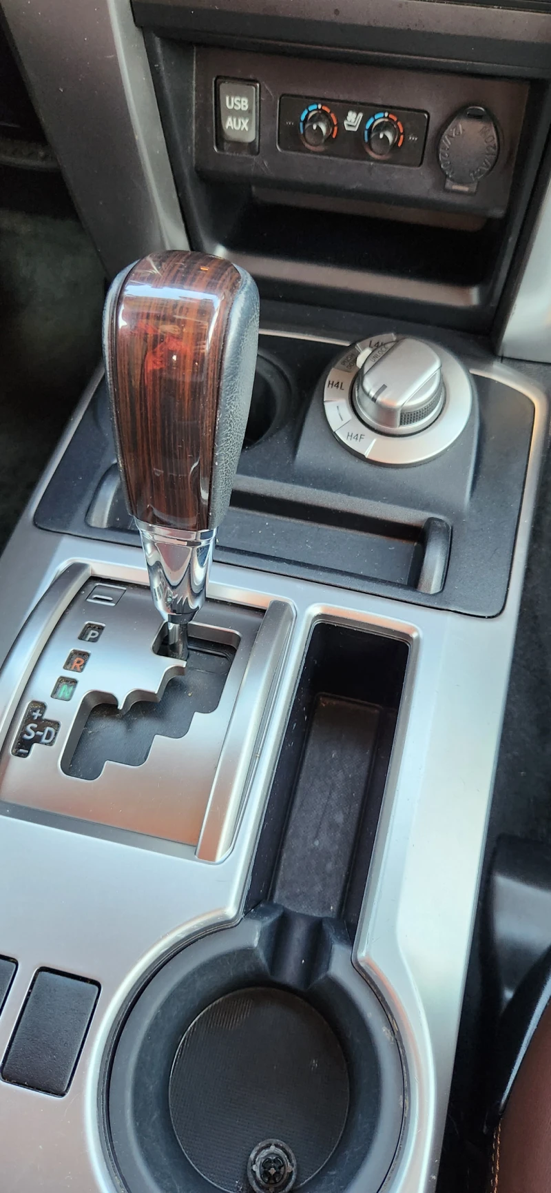 Toyota 4runner Limited, снимка 13 - Автомобили и джипове - 52393092