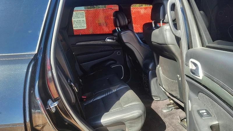 Jeep Wrangler 6.2L 8 4X4 W/REAR WHEEL DRV, снимка 7 - Автомобили и джипове - 53862515