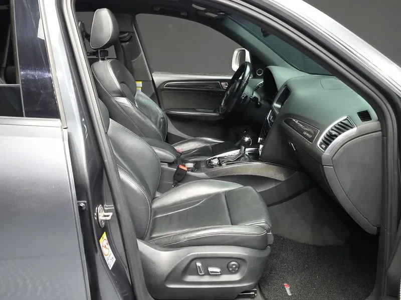 Audi SQ5 TDI / CARFAX, снимка 10 - Автомобили и джипове - 54745088