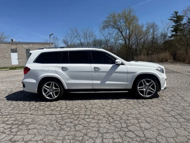 Mercedes-Benz GL 350 * AMG PKG* АВТОКРЕДИТ БЕЗ ПЪРВОНАЧАЛНА ВНОСКА* , снимка 4 - Автомобили и джипове - 54803091
