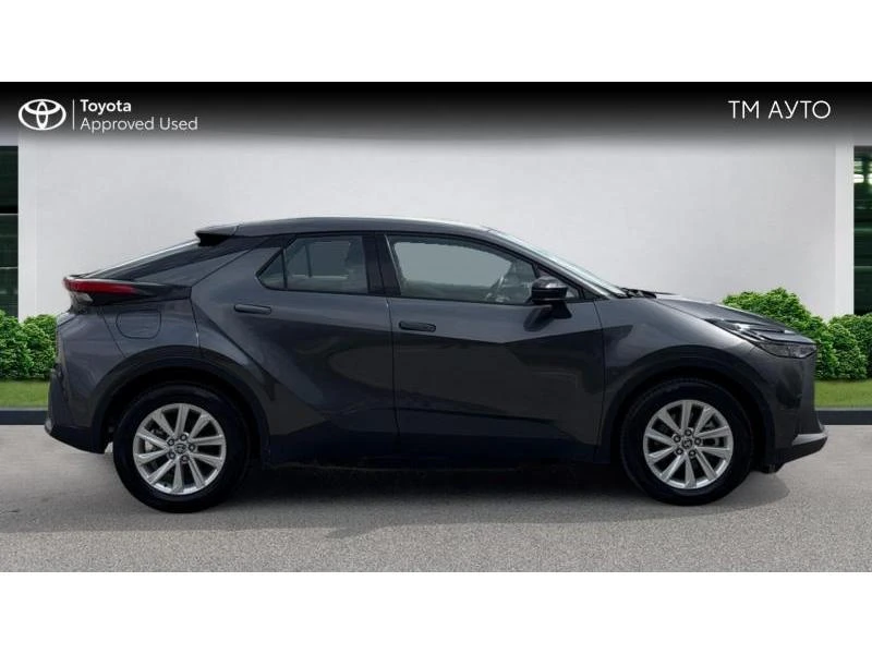 Toyota C-HR 2.0 PHEV COOL, снимка 16 - Автомобили и джипове - 55376544