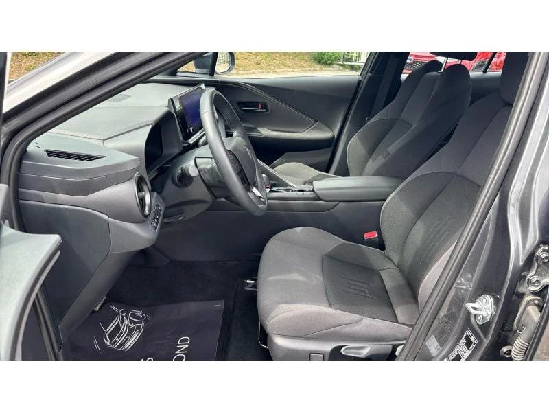 Toyota C-HR 2.0 PHEV COOL, снимка 12 - Автомобили и джипове - 55376544