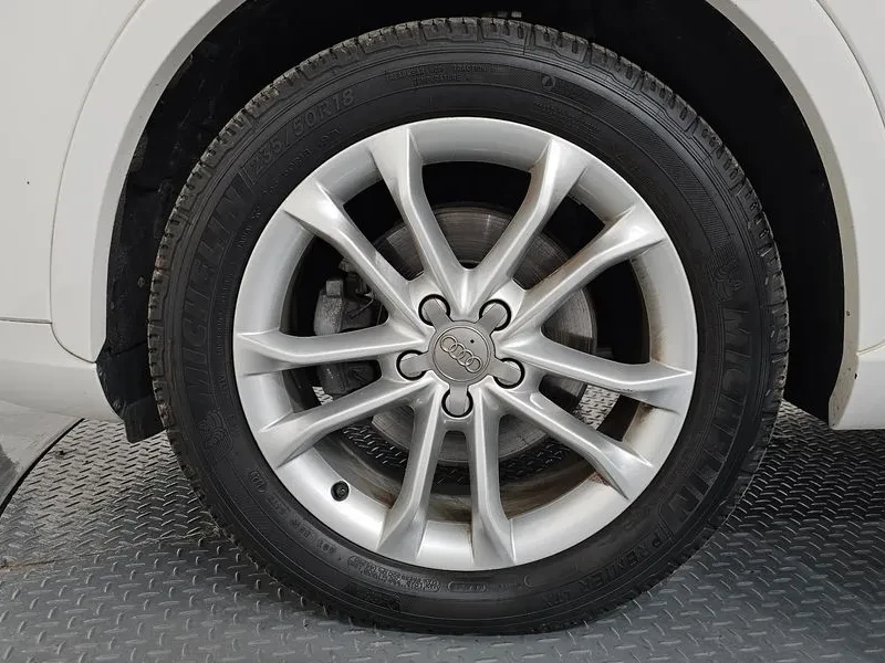Audi Q3 35 Tdi Quattro Dynamic, снимка 5 - Автомобили и джипове - 55896262