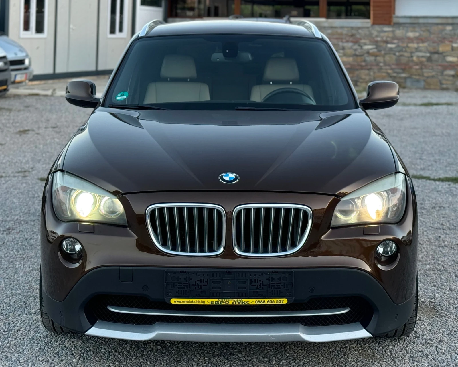 BMW X1 2.0D 204кс 4x4 НАВИ KYLESS-GO L7 ПОДГРЕВ КОЖА FULL - изображение 2