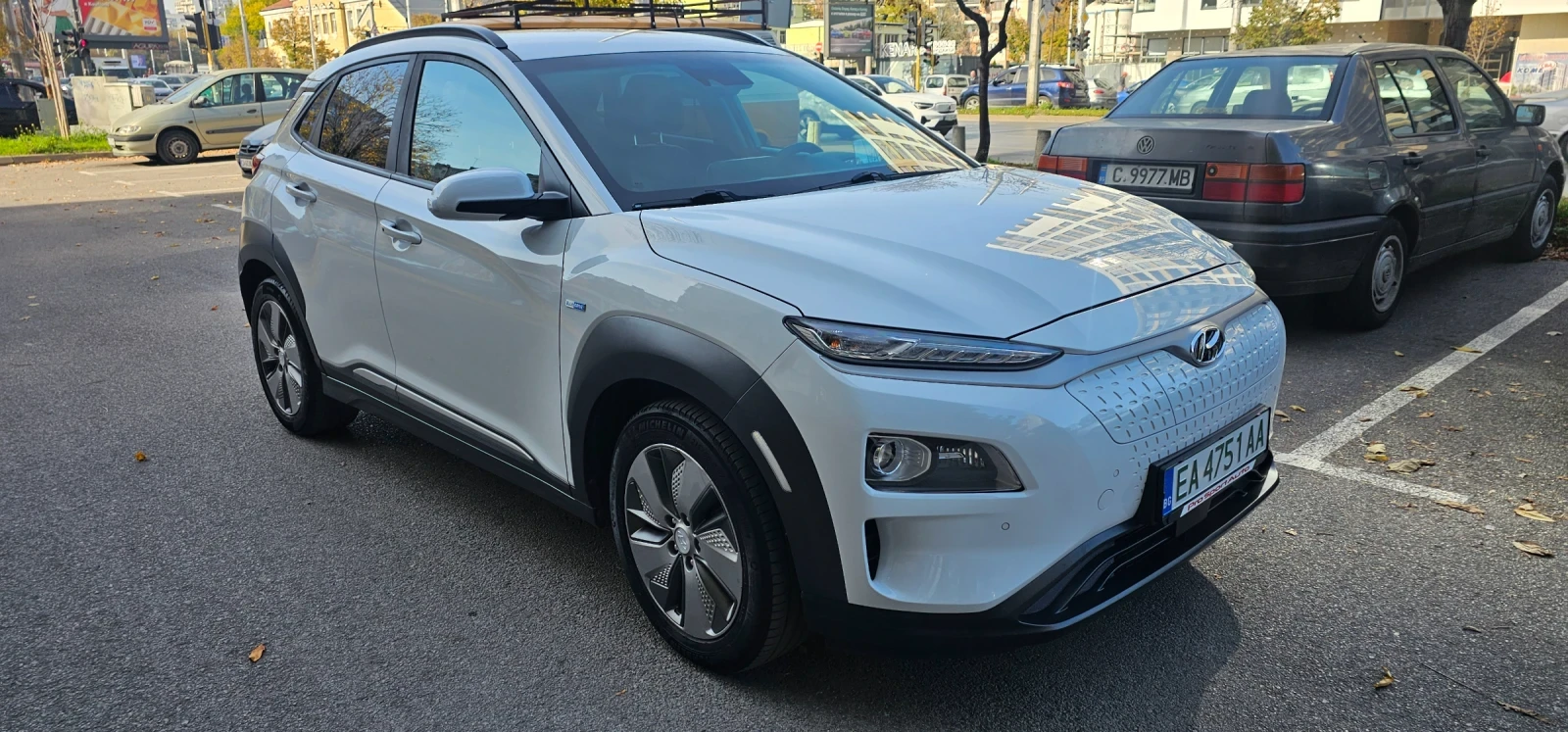 Hyundai Kona PREMIUM * HEAD UP* DISTRONIC - изображение 3