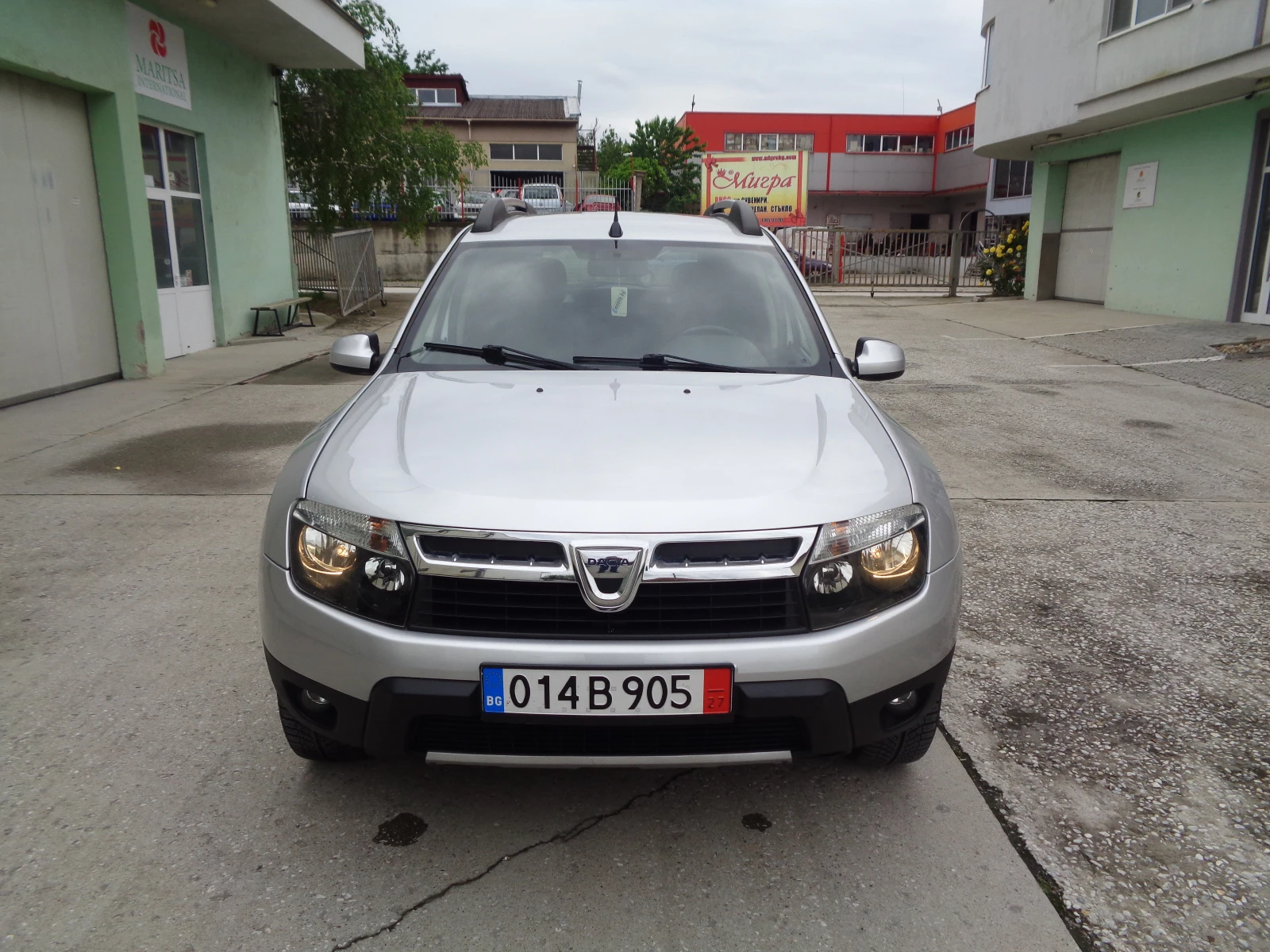 Dacia Duster 1.6i-16V-GAZ-LIZING - изображение 5