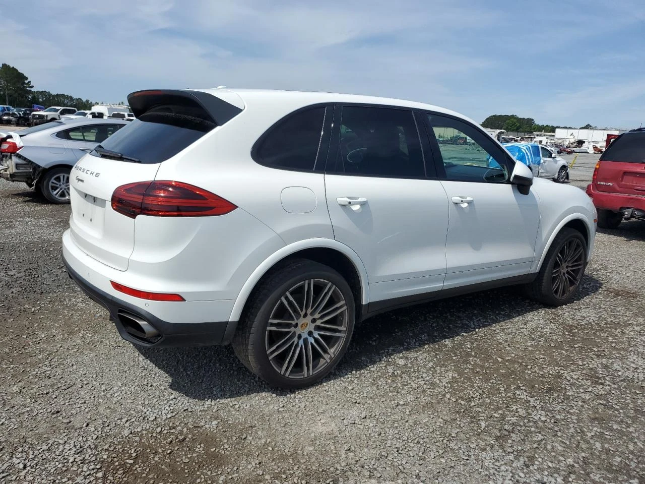 Porsche Cayenne 3.6 V6 / АВТОМАТ / КОЖА / ПАНОРАМА / СЕРВИЗНА ИСТО - изображение 4