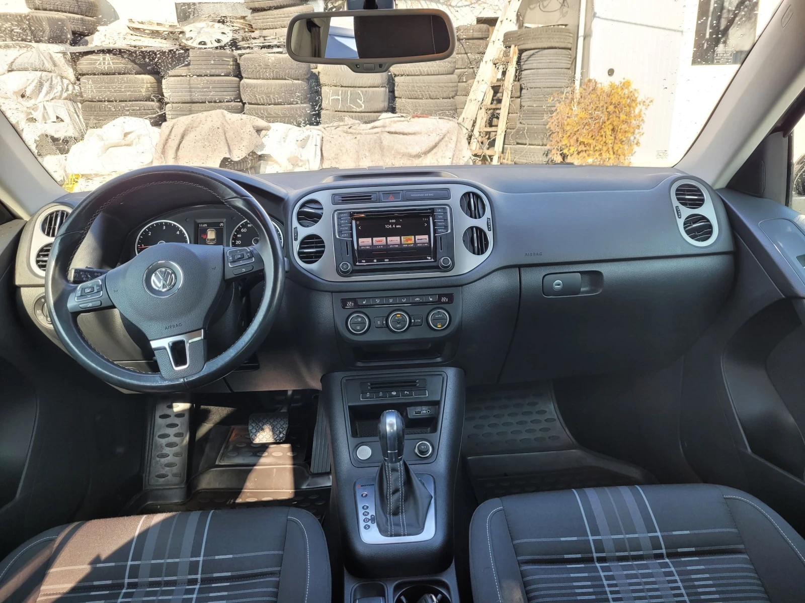 VW Tiguan 2.0 TDI automatic 4x4  - изображение 10