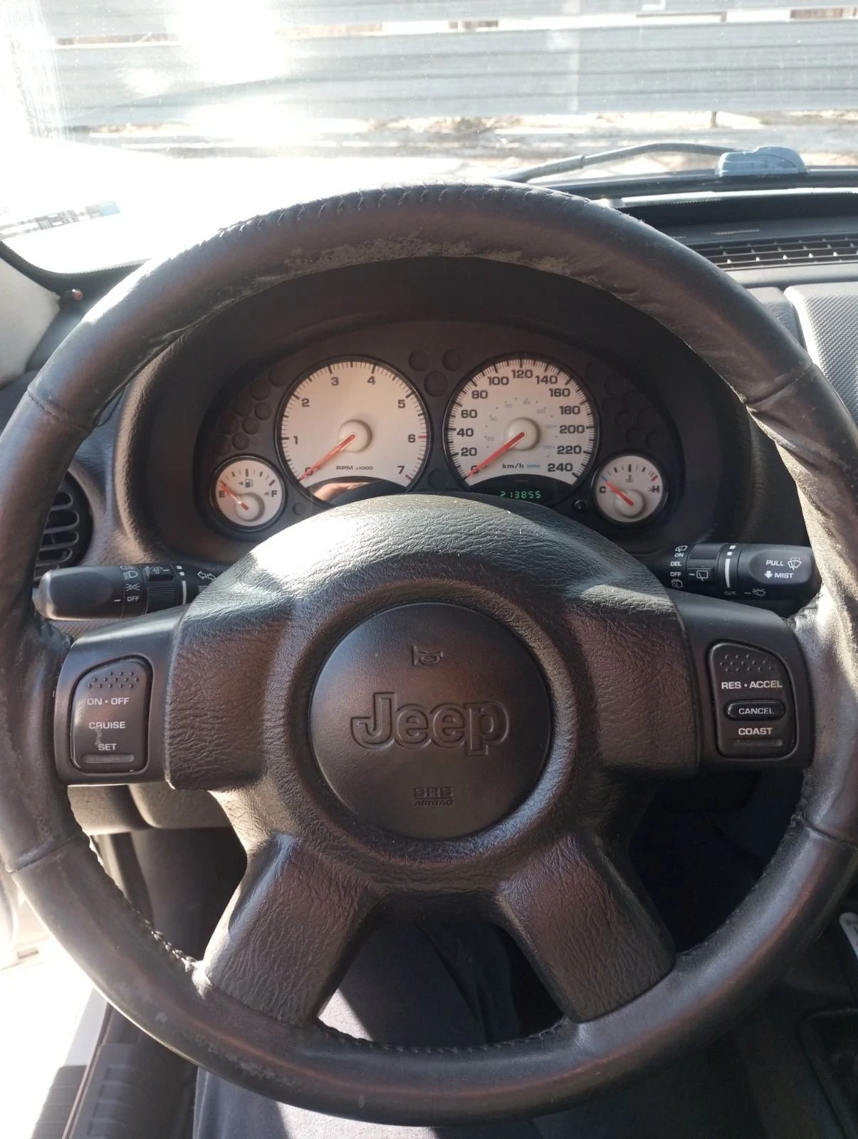 Jeep Cherokee, снимка 4 - Автомобили и джипове - 53928699