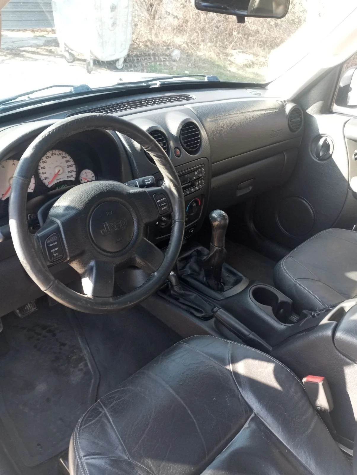 Jeep Cherokee, снимка 9 - Автомобили и джипове - 53928699