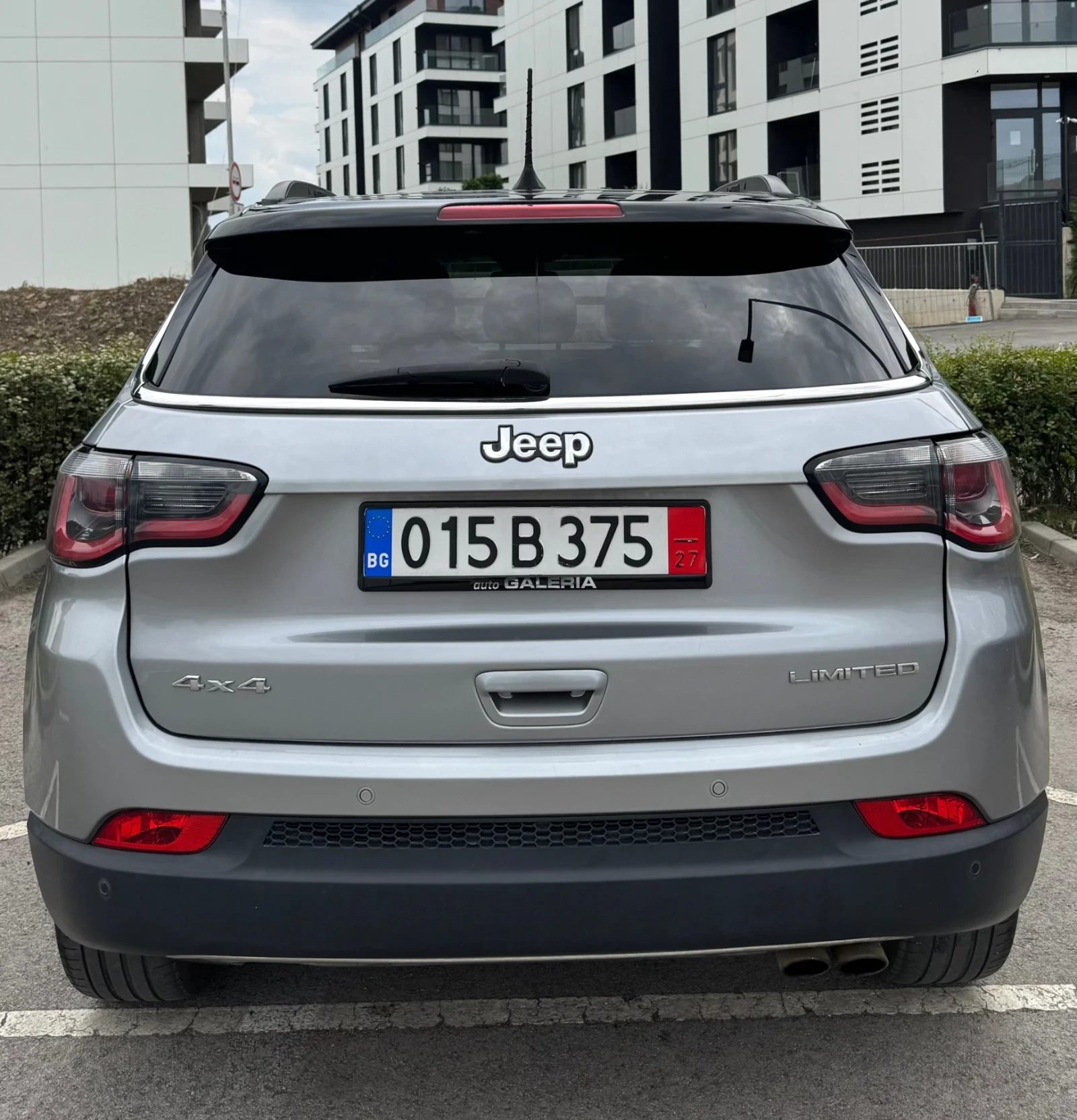 Jeep Compass, снимка 9 - Автомобили и джипове - 55142567