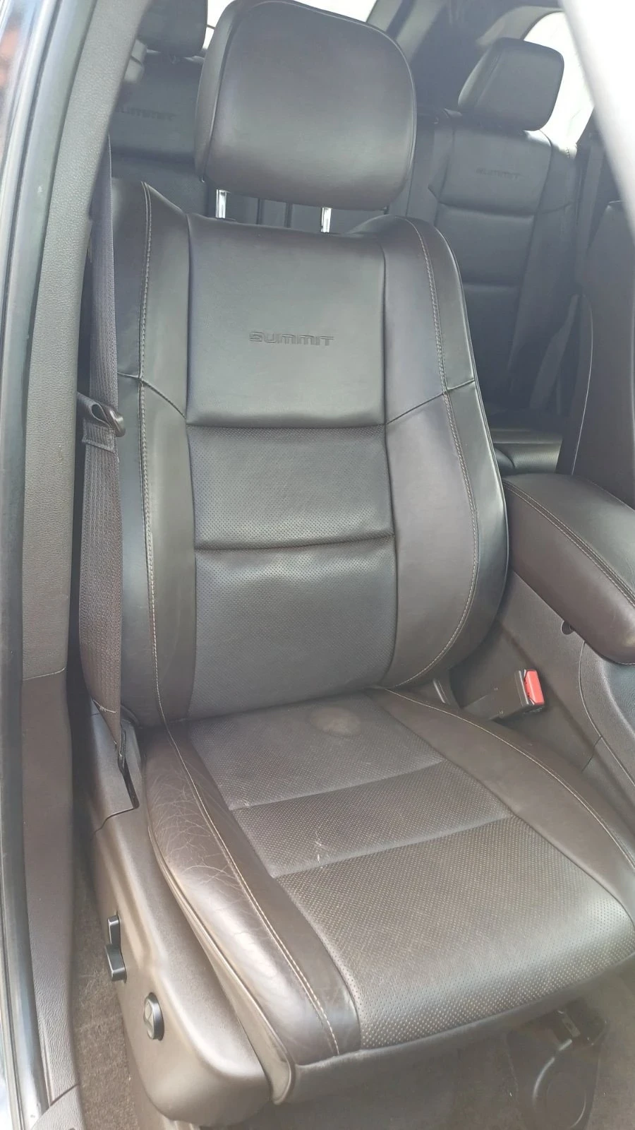 Jeep Grand cherokee 3.0CRDI, снимка 14 - Автомобили и джипове - 55501202