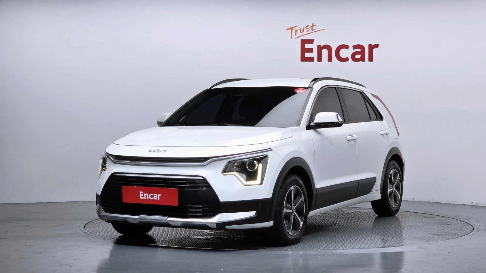 Kia Niro 1.6 Hybrid Trendy | LED | Камера | Подгрев