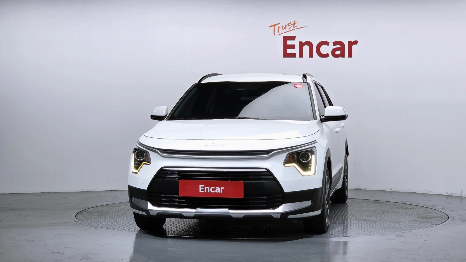 Kia Niro 1.6 Hybrid Trendy | LED | Камера | Подгрев, снимка 3 - Автомобили и джипове - 55753670