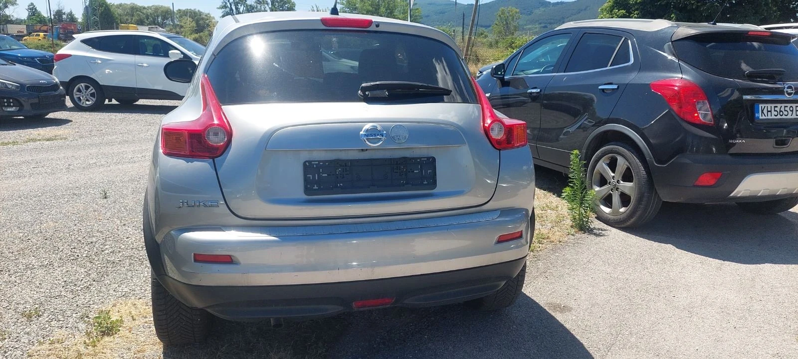 Nissan Juke 1, 6, снимка 4 - Автомобили и джипове - 56139812