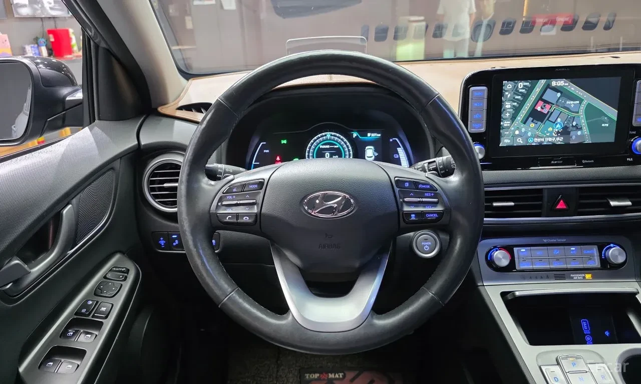 Hyundai Kona 67kWh | SmartSense | Premium Package | Head-Up, снимка 12 - Автомобили и джипове - 56314108