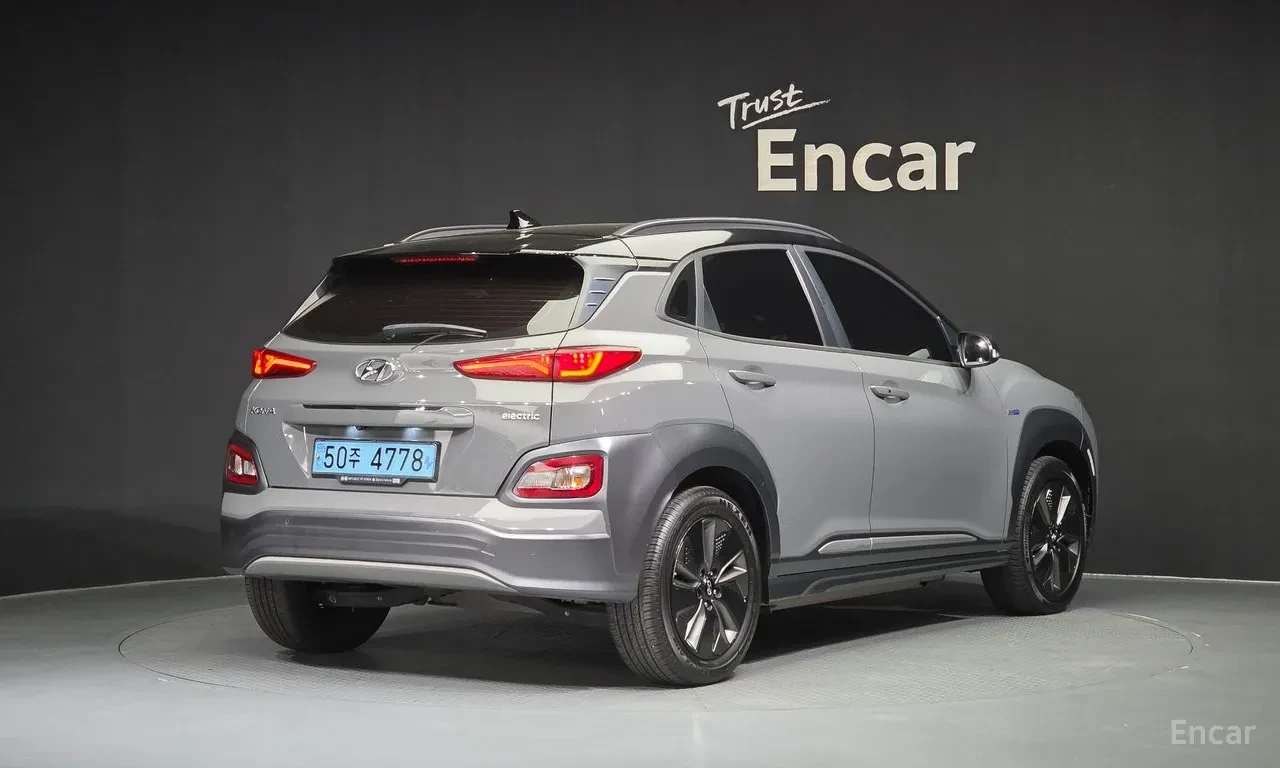 Hyundai Kona 67kWh | SmartSense | Premium Package | Head-Up, снимка 3 - Автомобили и джипове - 56314108