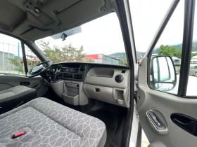 Renault Master  Климатик / 120к.с, снимка 14 - Бусове и автобуси - 45715392