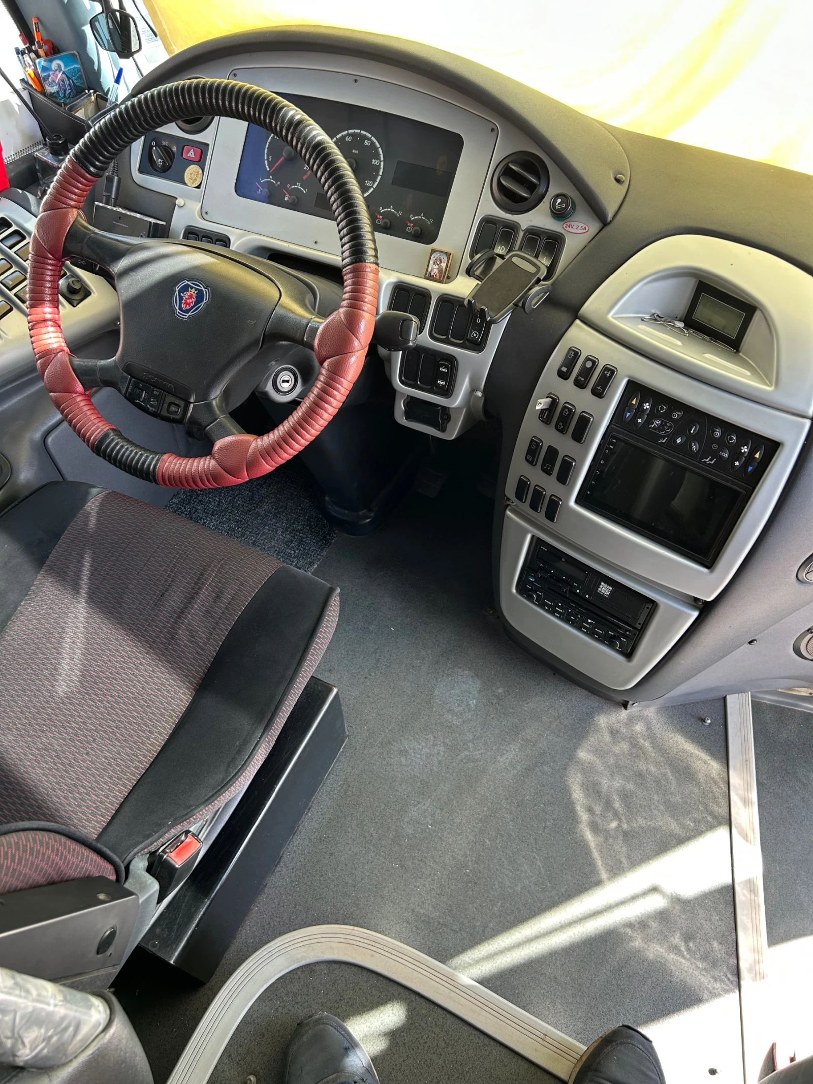 Irizar Scania, снимка 13 - Бусове и автобуси - 56275675