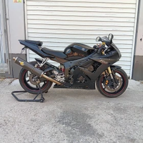  Yamaha YZF-R6