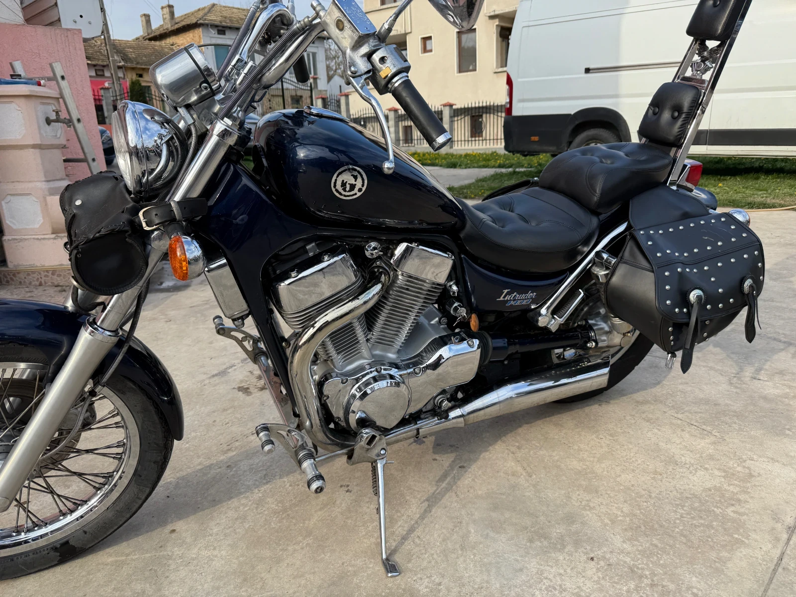 Suzuki Intruder 1400 - изображение 7