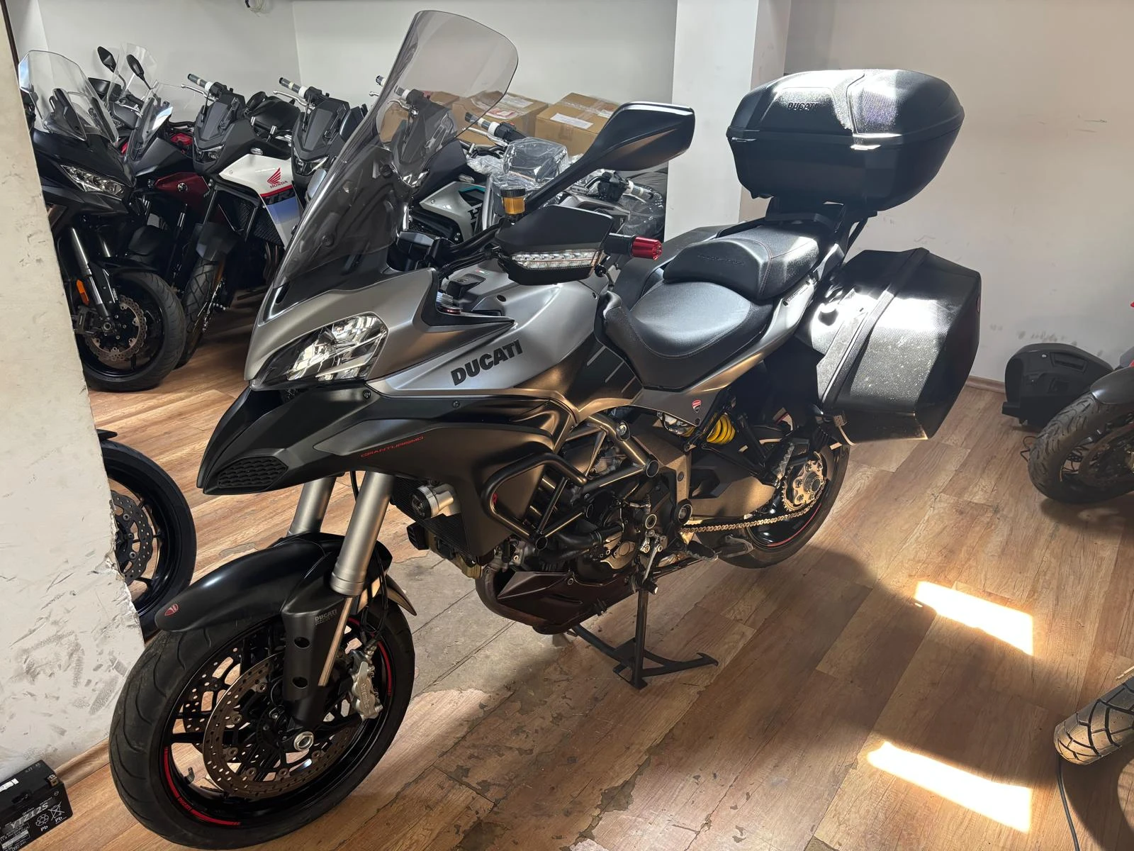Ducati Multistrada 1200S Granturismo!!!! ABS TRC EL. SUSPENSION, снимка 2 - Мотоциклети и мототехника - 54974495