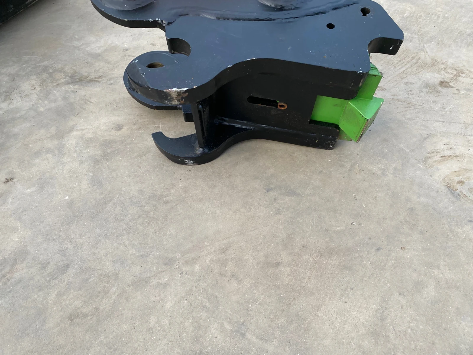    QR40 | Mobile.bg   4