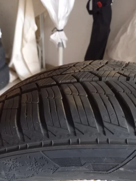 Гуми Зимни 195/55R16, снимка 2 - Гуми и джанти - 46600649