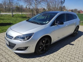 Opel Astra Sport Tourer , снимка 1