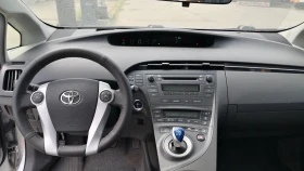 Toyota Prius 1.8, снимка 12