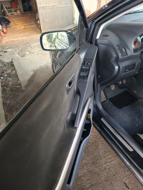 Toyota Corolla verso, снимка 7 - Автомобили и джипове - 53694884