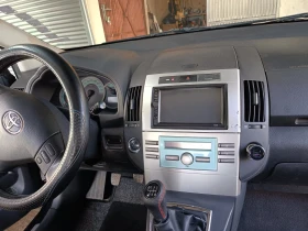 Toyota Corolla verso, снимка 11 - Автомобили и джипове - 53694884